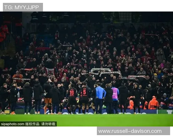 英超冬季转会窗口最新动态与球员交易分析详解